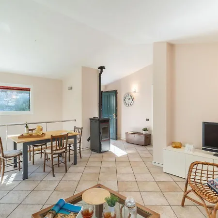 Locazione Turistica Ulivo By Interhome * Diano Castello